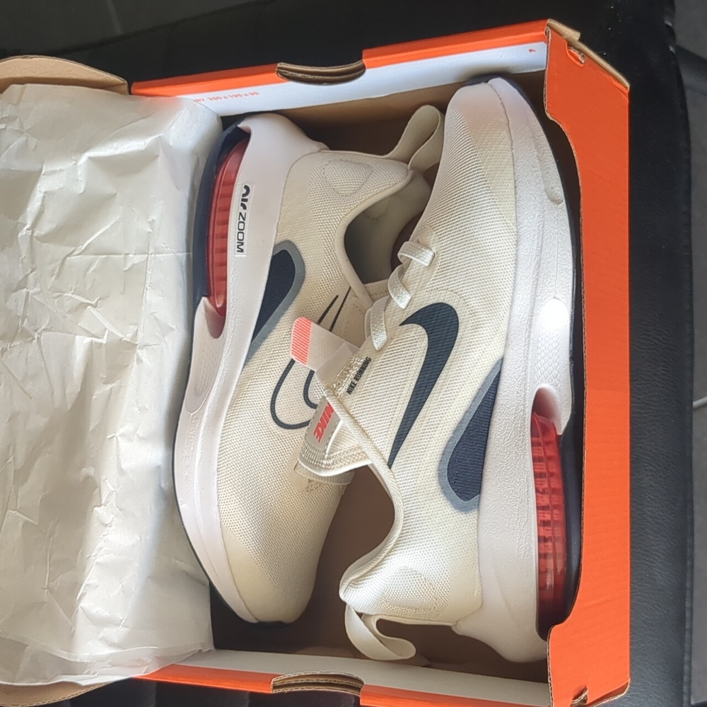 Nike Air Zoom Arcadia 2, color: Phantom/Dark Obsidian, Kid Size 1Y
